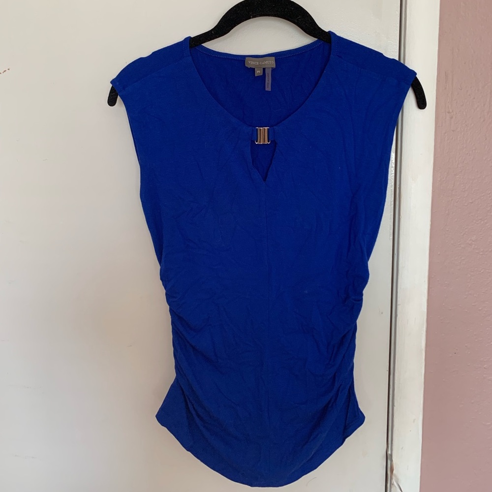 Professional Women’s Vince Camuto top
